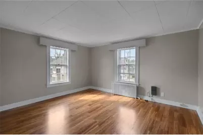 32 Hosuton Avenue #2, Newport, RI 02840 - Photo 9