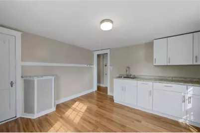 32 Hosuton Avenue #2, Newport, RI 02840 - Photo 7