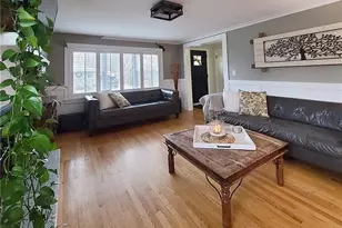 151 Metacomet Ave, East Providence, RI 02916 - Photo 3
