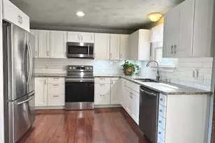 344 Strawberry Field Rd, Warwick, RI 02886 - Photo 7