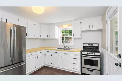 123 Brunswick Drive, Warwick, RI 02886 - Photo 19