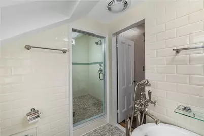466 Broadway #5, Providence, RI 02909 - Photo 23