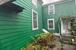 46 Monroe Ave, Bristol, RI 02809 - Photo 3