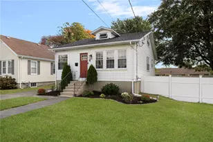 22 Elder Ave, East Providence, RI 02915 - Photo 5