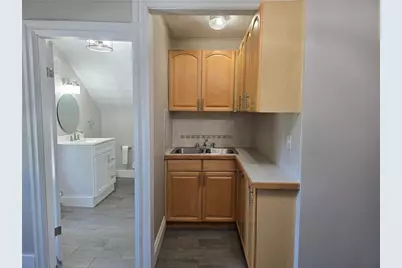 42 Summit Street, East Providence, RI 02914 - Photo 3
