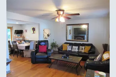 83 Locust Avenue, North Providence, RI 02911 - Photo 7