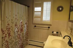 83 Locust Ave, North Providence, RI 02911 - Photo 13