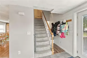 453 Greenville Ave, Johnston, RI 02919 - Photo 15