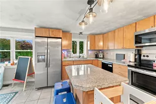 453 Greenville Ave, Johnston, RI 02919 - Photo 25
