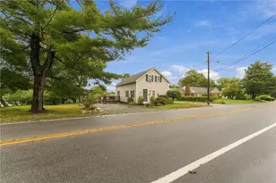 453 Greenville Ave, Johnston, RI 02919 - Photo 7