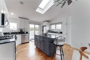 4 Evarts St, Newport, RI 02840 - Photo 7
