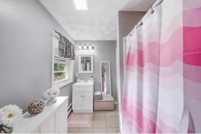 42 Riverview Avenue, Pawtucket, RI 02860 - Photo 9
