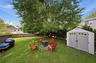 42 Riverview Ave, Pawtucket, RI 02860 - Photo 31