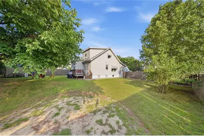 42 Riverview Avenue, Pawtucket, RI 02860 - Photo 29