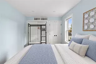 77 Pope St, Newport, RI 02840 - Photo 11