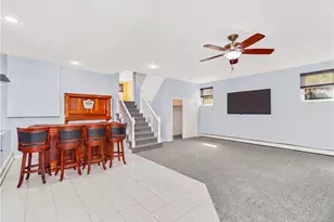 21 Janet Dr, Johnston, RI 02919 - Photo 23