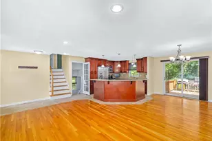 21 Janet Dr, Johnston, RI 02919 - Photo 11