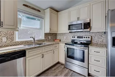 100 Holmes Road, Warwick, RI 02888 - Photo 13