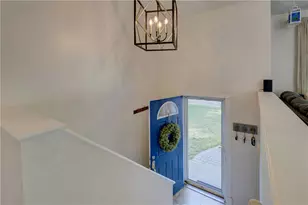 100 Holmes Rd, Warwick, RI 02888 - Photo 23