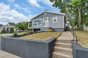 546 Robinson St, Woonsocket, RI 02895 - Photo 1