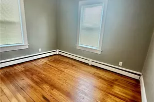 25 10th St, East Providence, RI 02914 - Photo 5