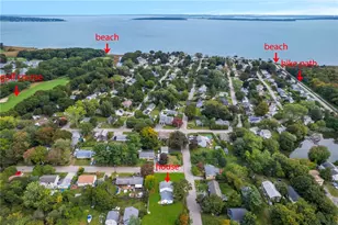 34 Mt View Ave, North Kingstown, RI 02852 - Photo 5