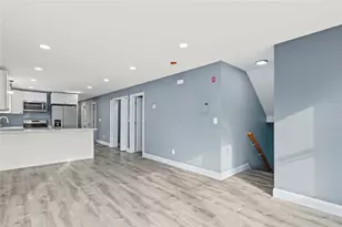 139 Benedict St, Providence, RI 02909 - Photo 9