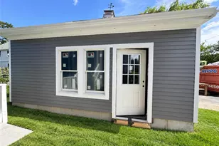 124 Wood St, Bristol, RI 02809 - Photo 7