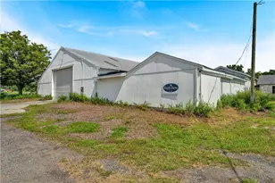 118 Wintechog Hill Rd, No Stonington, CT 06359 - Photo 3