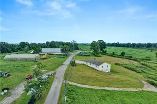 118 Wintechog Hill Rd, No Stonington, CT 06359 - Photo 47