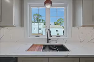 69 Locust St, East Providence, RI 02915 - Photo 15