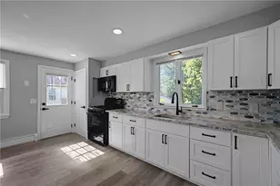 437 Harrington Ave, Warwick, RI 02888 - Photo 15