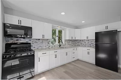 437 Harrington Avenue, Warwick, RI 02888 - Photo 13