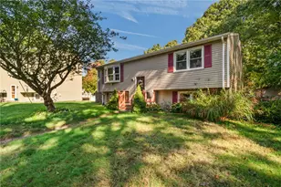 60 Page St, Warwick, RI 02889 - Photo 3