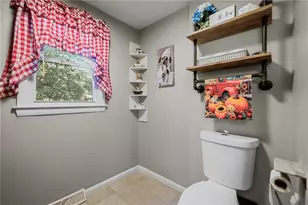 60 Page St, Warwick, RI 02889 - Photo 23