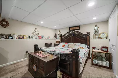 60 Page Street, Warwick, RI 02889 - Photo 27