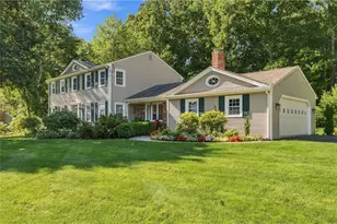 5 Sunnyside Dr, Cumberland, RI 02864 - Photo 3