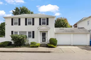 51 Cleveland Ave, Cranston, RI 02920 - Photo 1