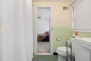 51 Cleveland Ave, Cranston, RI 02920 - Photo 13