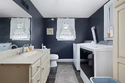 51 Cleveland Avenue, Cranston, RI 02920 - Photo 21
