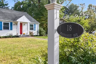 18 Massasoit Ave, Barrington, RI 02806 - Photo 3