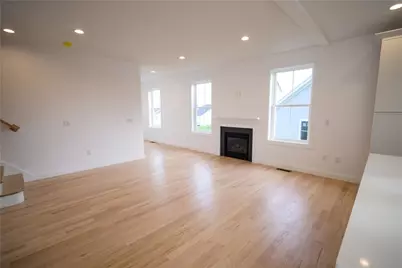 30 Bunker Hill Crossing, Portsmouth, RI 02871 - Photo 5
