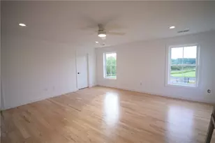 30 Bunker Hill Crossing, Portsmouth, RI 02871 - Photo 7