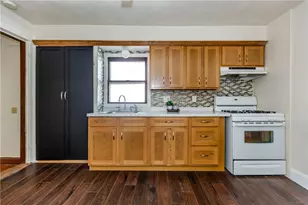 107 Crescent View Ave, East Providence, RI 02915 - Photo 9