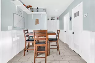 126 Vernon St, Warwick, RI 02889 - Photo 9