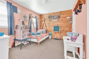 126 Vernon St, Warwick, RI 02889 - Photo 21