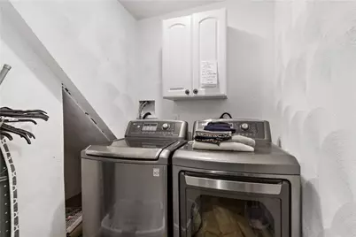44 Maxwell Drive, North Kingstown, RI 02852 - Photo 17