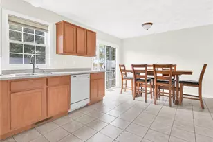 109 Pinnery Ave, Warwick, RI 02889 - Photo 9