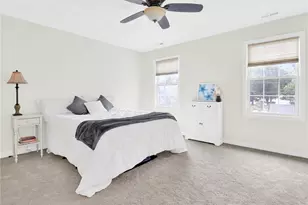 109 Pinnery Ave, Warwick, RI 02889 - Photo 15