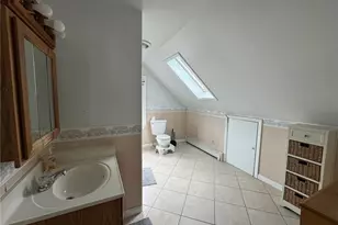 60 Berkeley Ave, Newport, RI 02840 - Photo 25